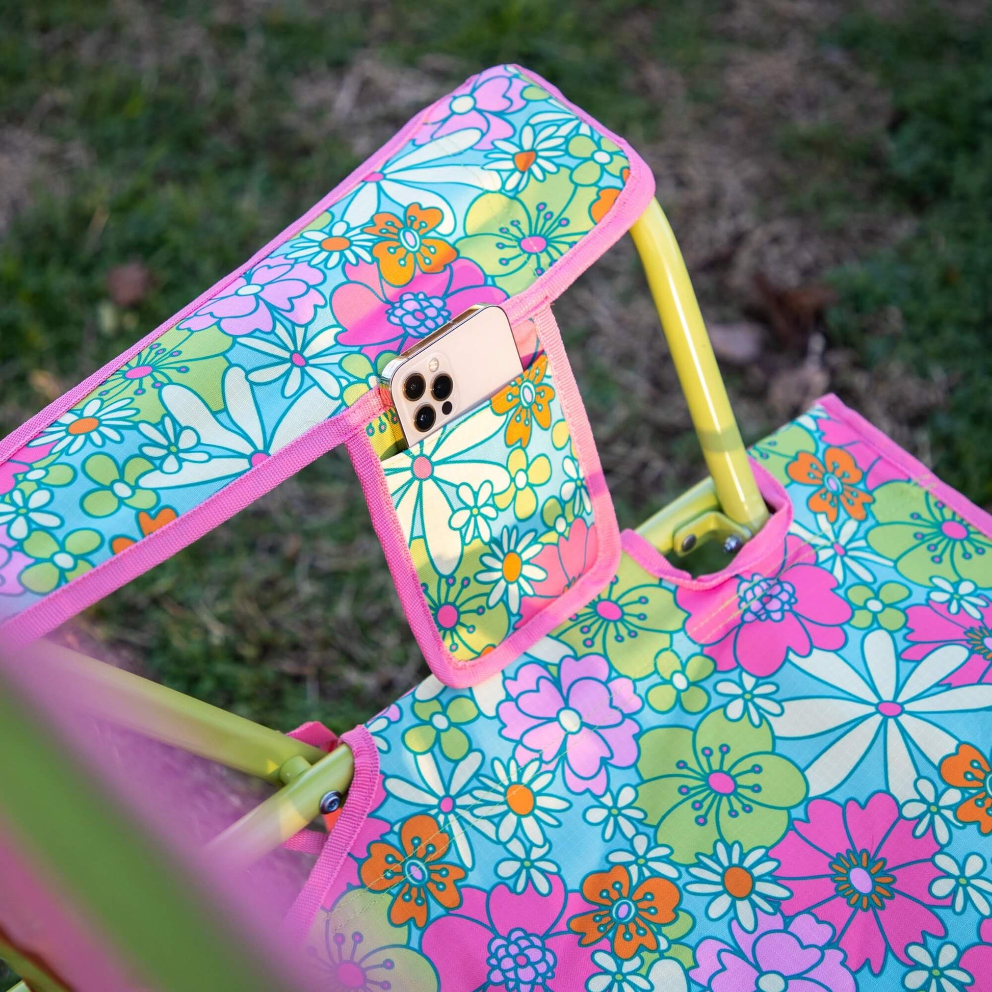 Comfort Pro Rocker - Floral - Daily Carry