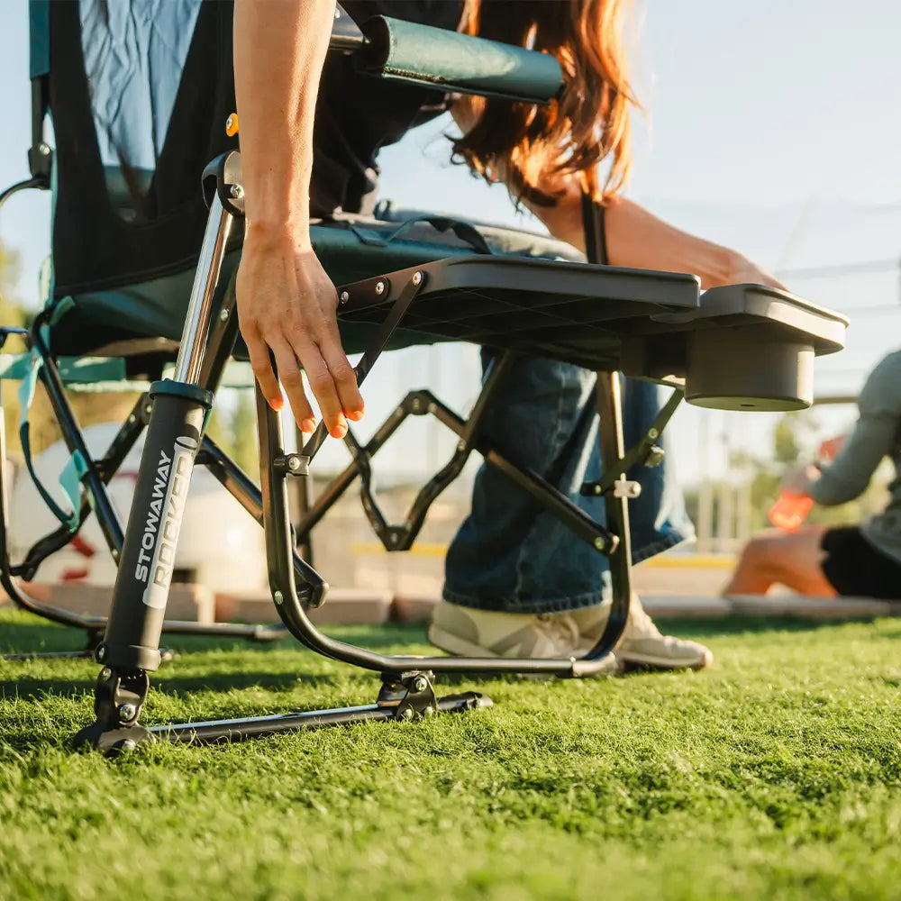 Stowaway Rocker™ with Side Table - Travel Setup